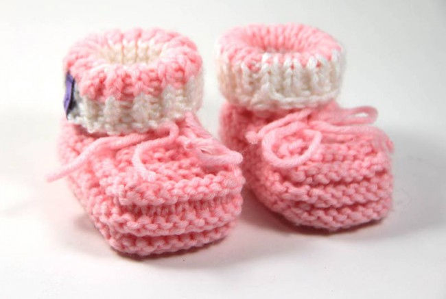 Babyschuhe stricken