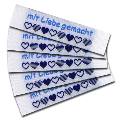 Woven Label with design "mit Liebe gemacht"