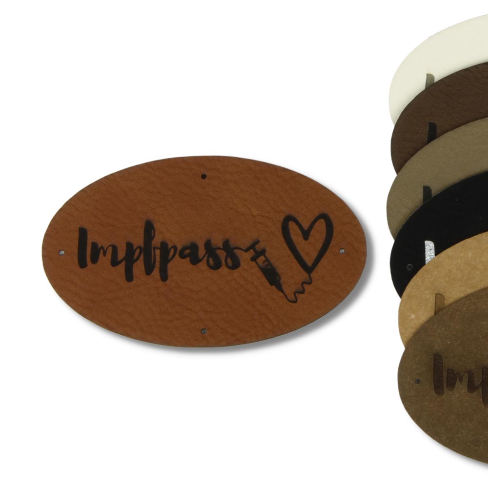 Oval labels for vaccination card "Impfpass - Syringe & Heart"